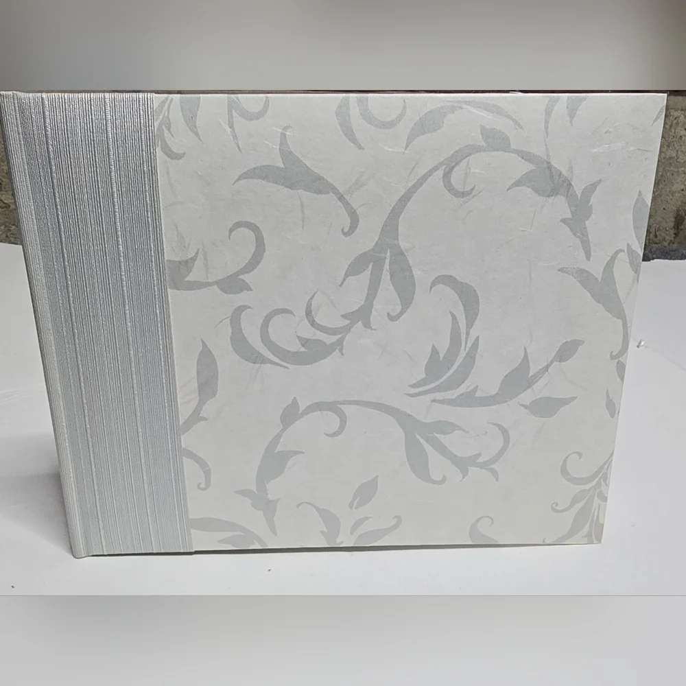 NIB C.R. Gibson White and Silver Wedding Guest Book (7.75
